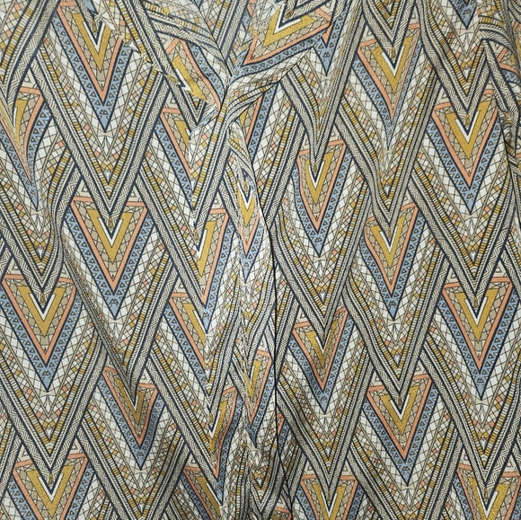 Funky Blouse - Picture 5 of 5